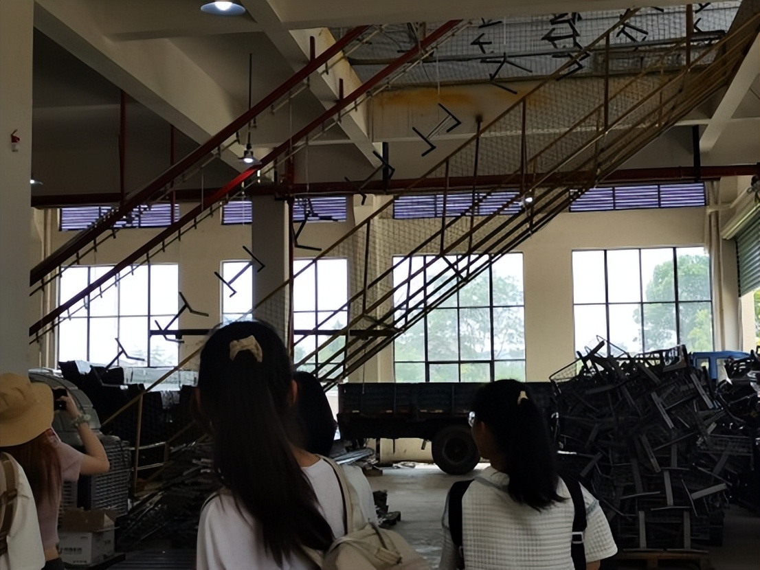 走进华育参观学习，着眼未来砥砺前行