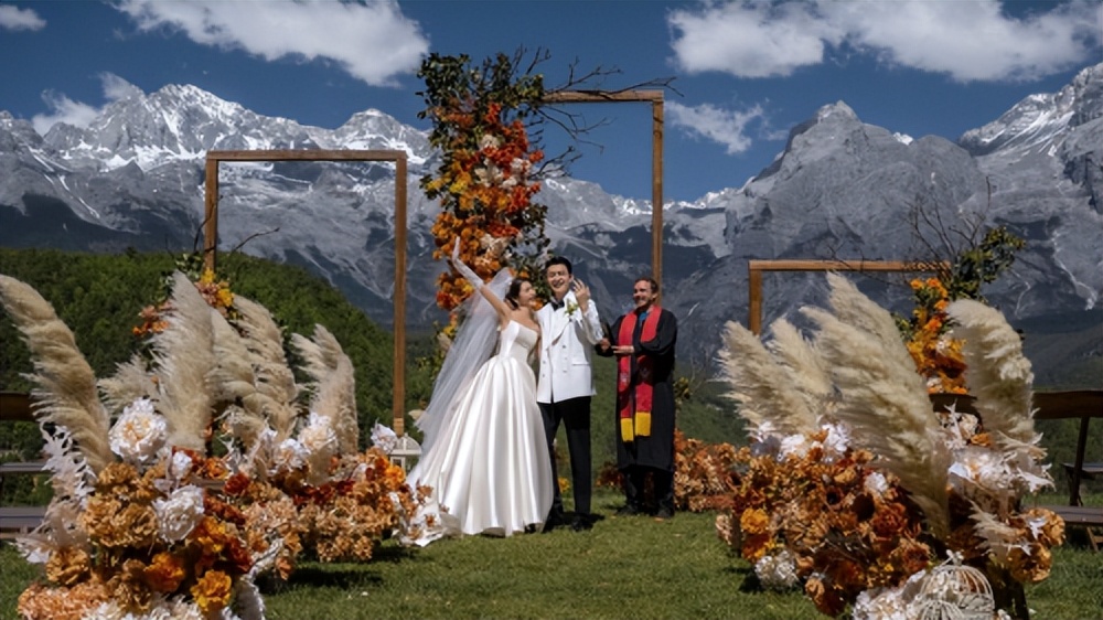 铂爵旅拍的丽江婚纱照成品,铂爵旅拍丽江婚纱照价格