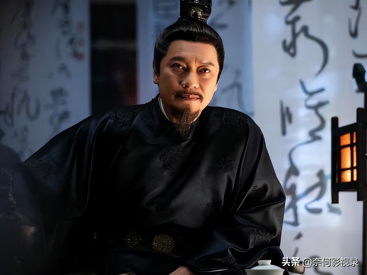 说英雄谁是英雄王小石坠崖,说英雄谁是英雄王小石武功高吗