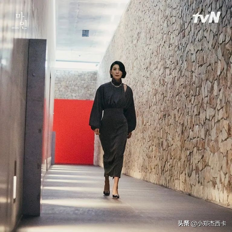 孙艺珍同款服装 (孙艺珍穿的什么牌子的衣服)