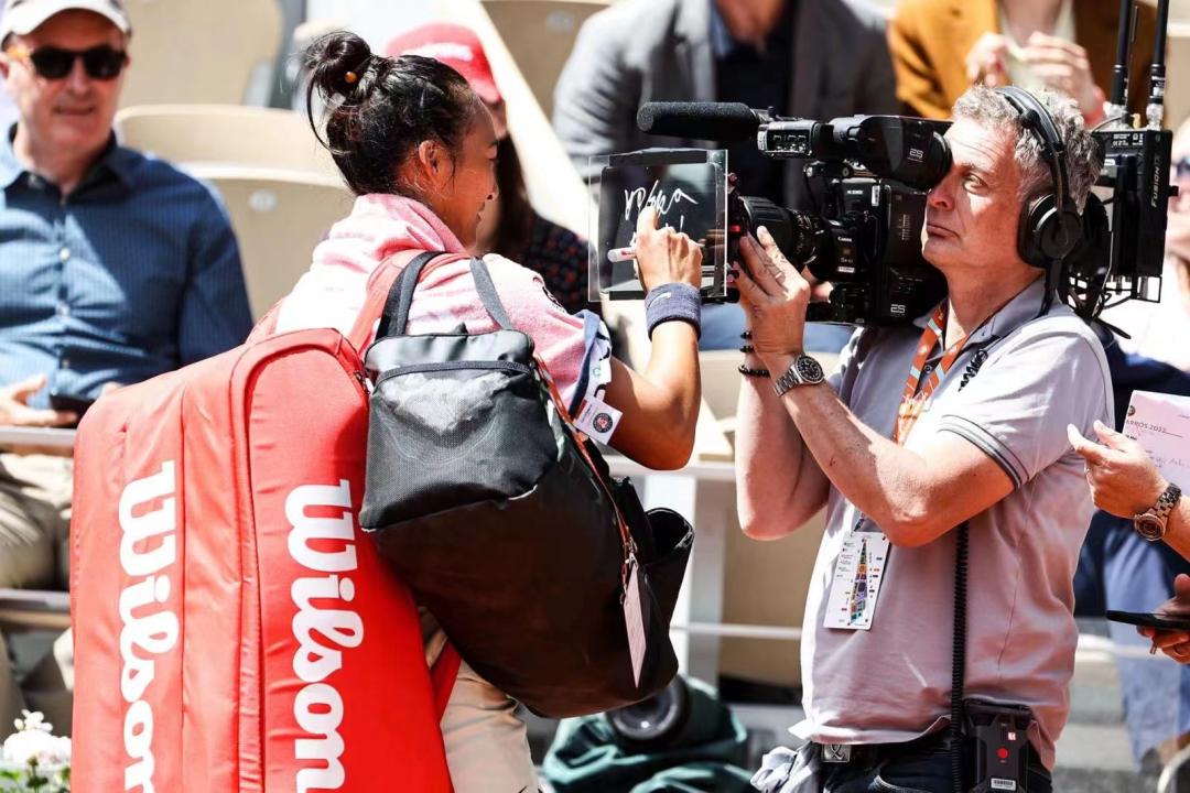 网球郑钦文李娜,网球中国女选手郑钦文