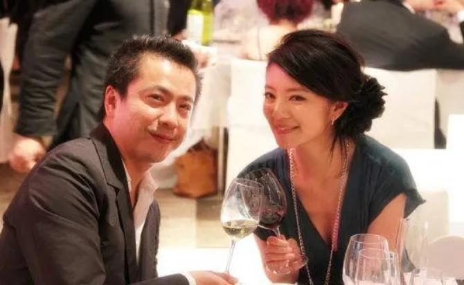 万小刀的江湖往事,万小刀感情故事