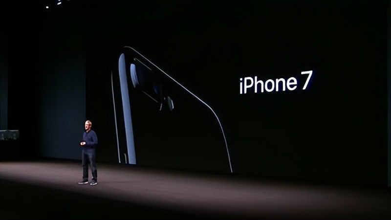 苹果从iphone几开始去除耳机孔,iphone取消3.5毫米耳机接口