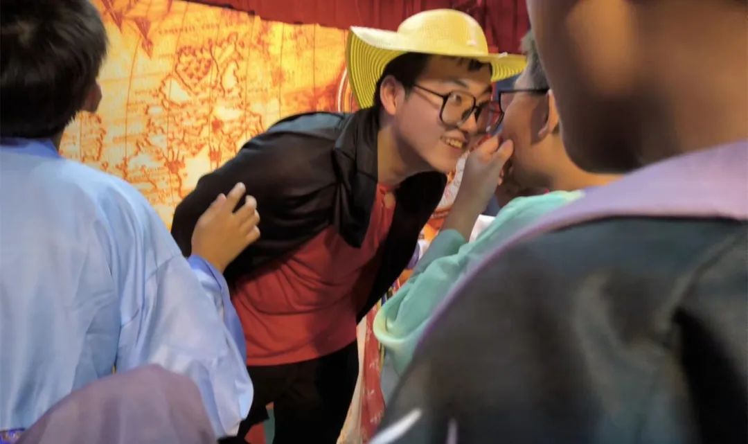 失业后的教培人，转型带孩子玩剧本杀