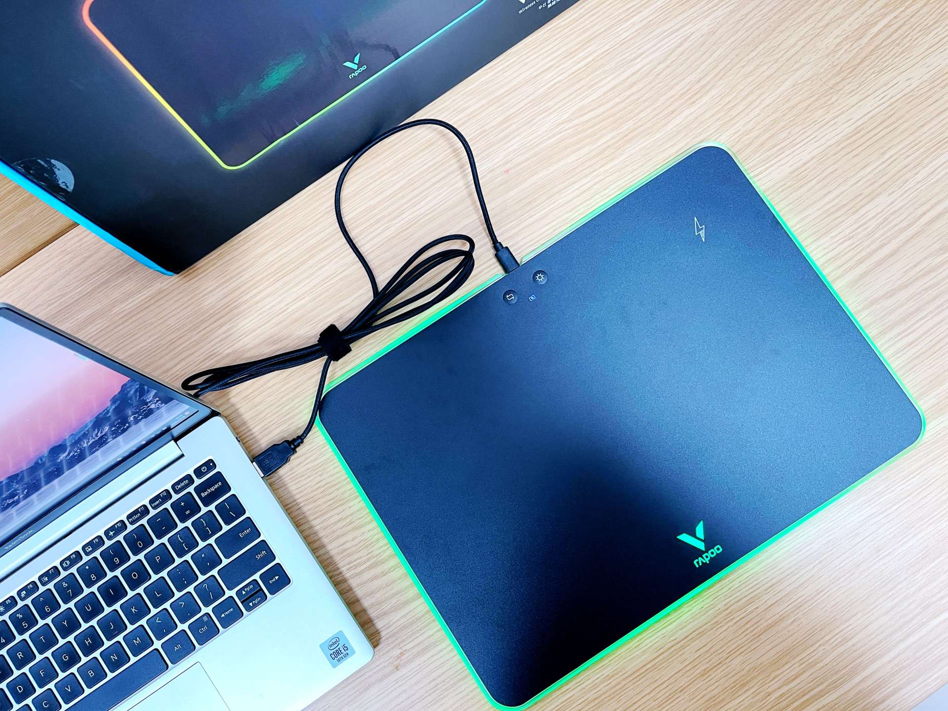 雷柏v1游戏鼠标好用吗,雷柏v10s鼠标垫