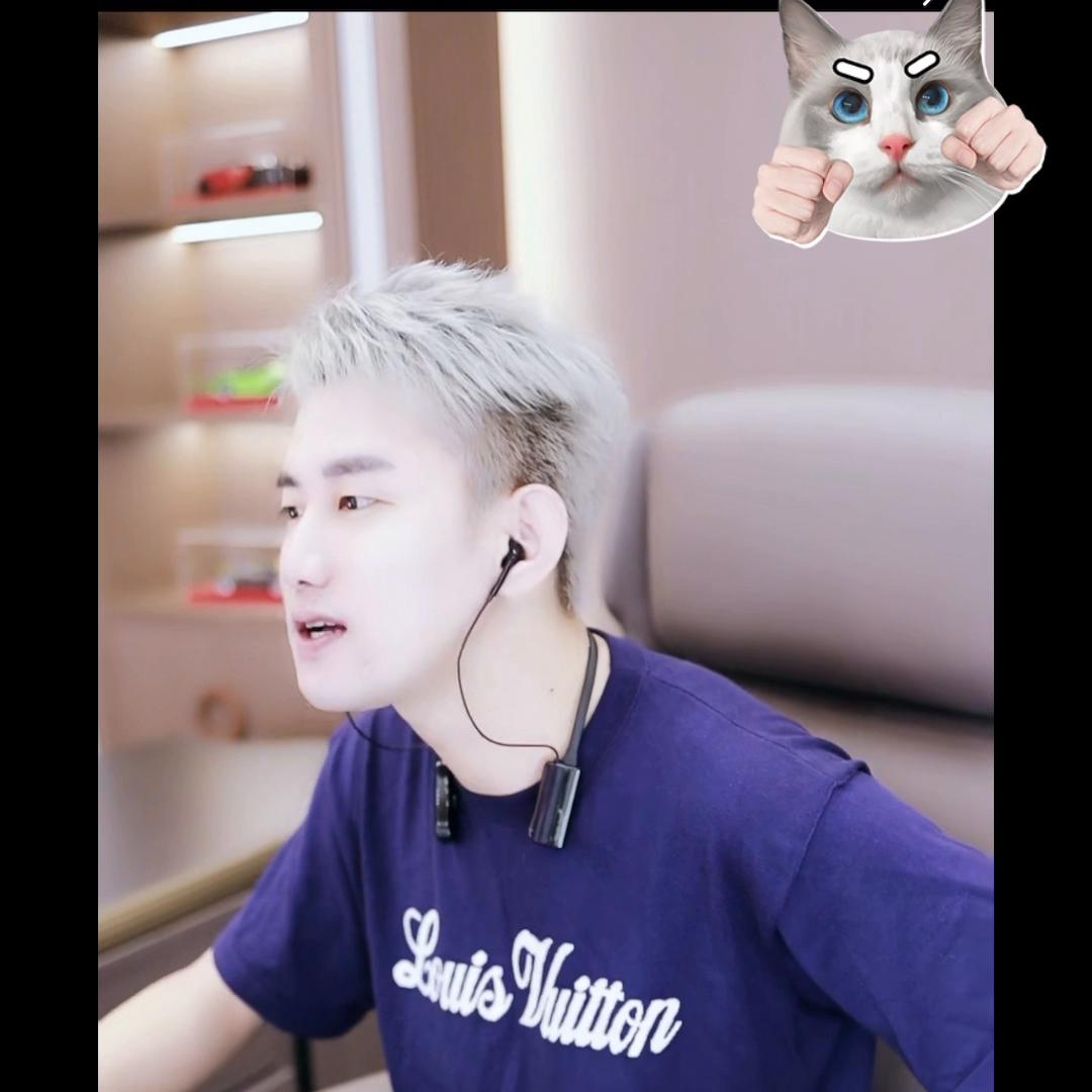 难怪玄律老婆给他直播间装监控，这小子犯过错误呀😂@玄律