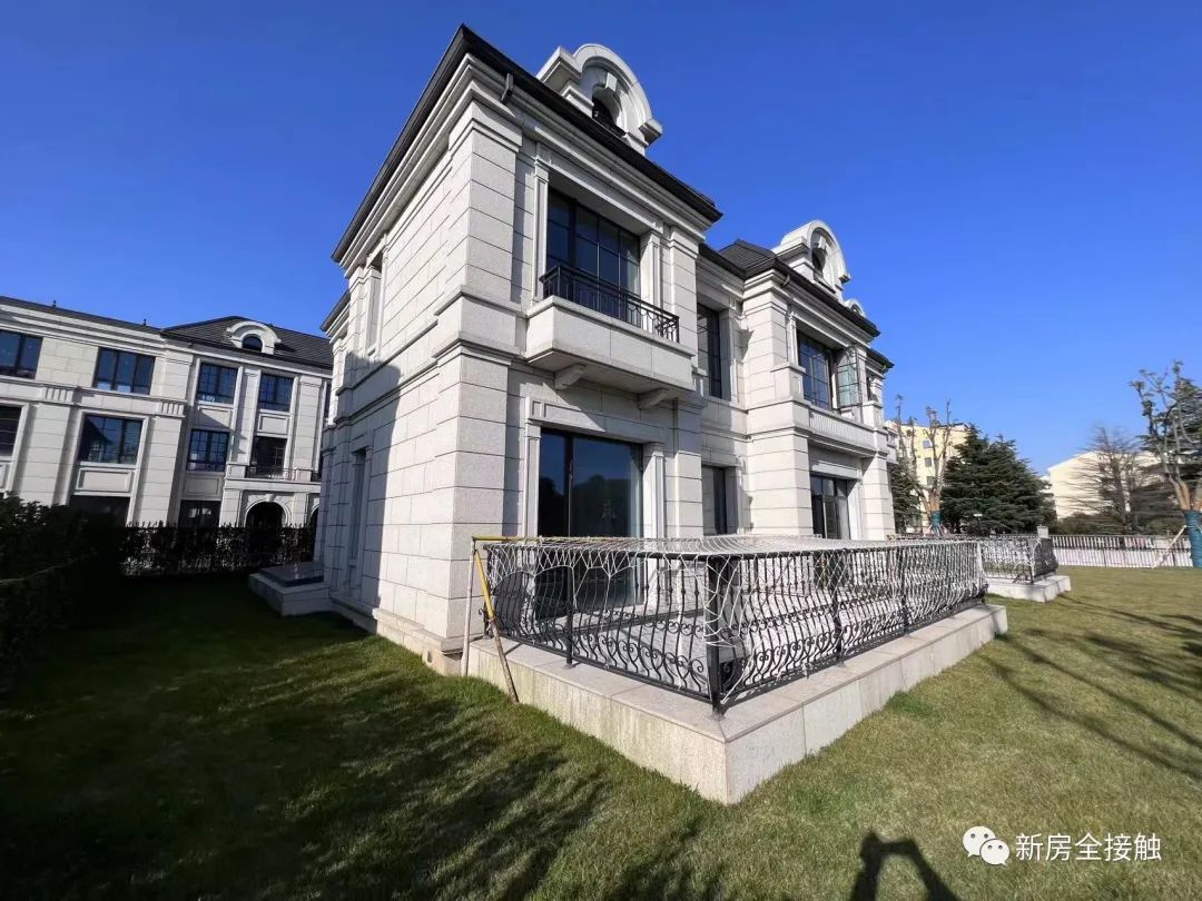 灿辉晶典1733到虹桥高铁,上海灿辉晶典1733周边交通