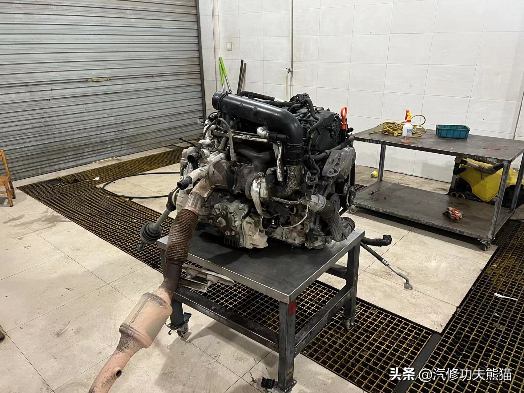 严谨的德国工人钣金修复,严谨的德国师傅修复事故车