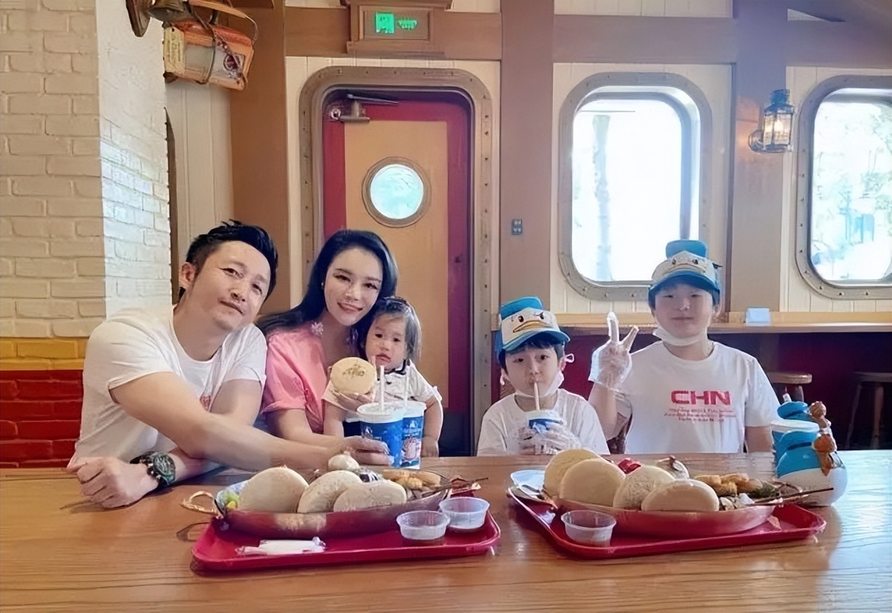 邹市明退役真正原因揭秘！“眼疾”只是借口，赔偿2600万才是痛点