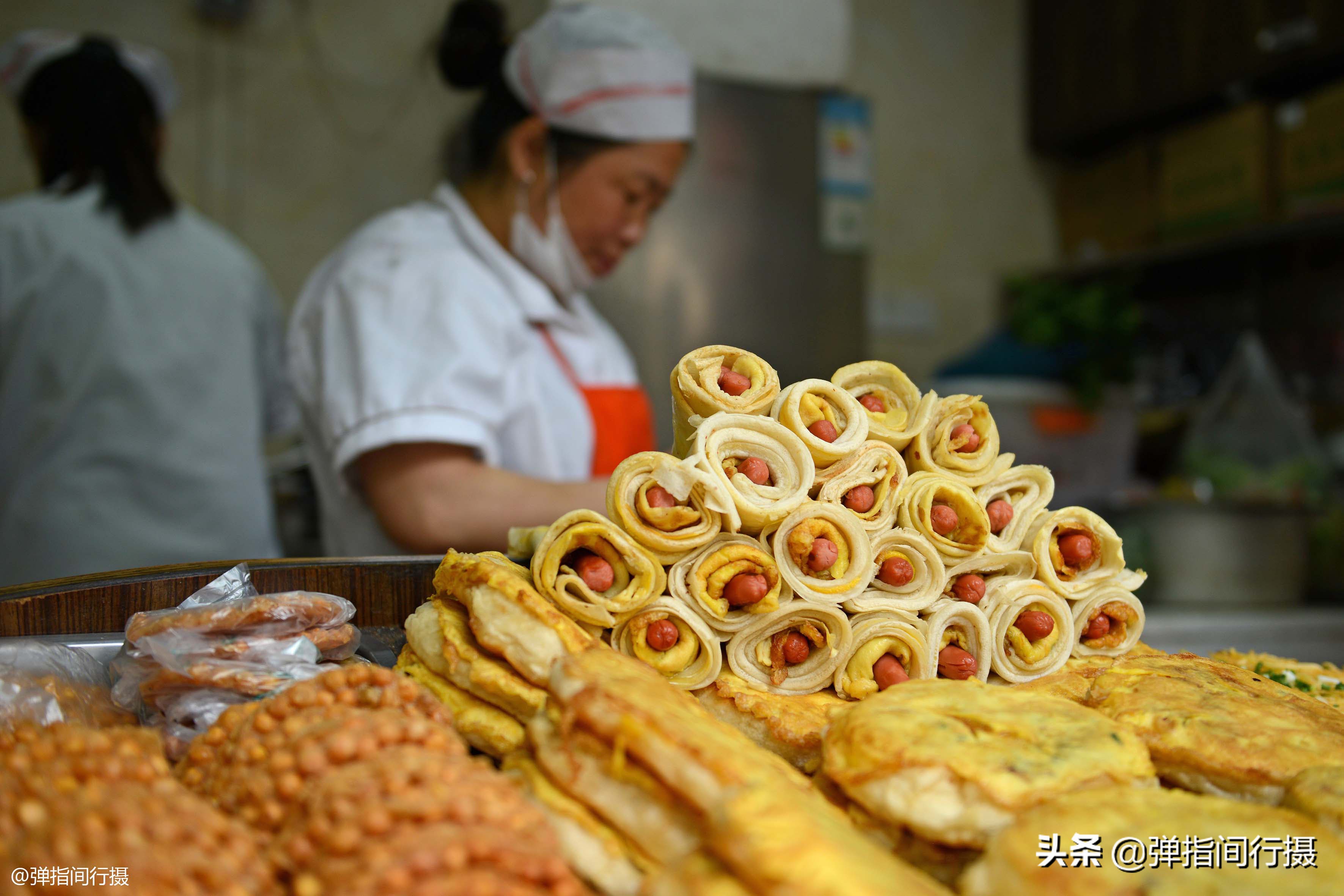 中国3条著名美食街,风味小吃深受游客喜爱,但本地人却不太捧场