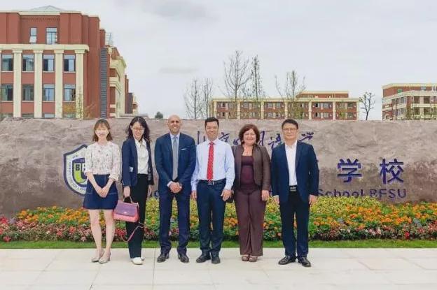 求贤若渴广纳英才,求贤若渴