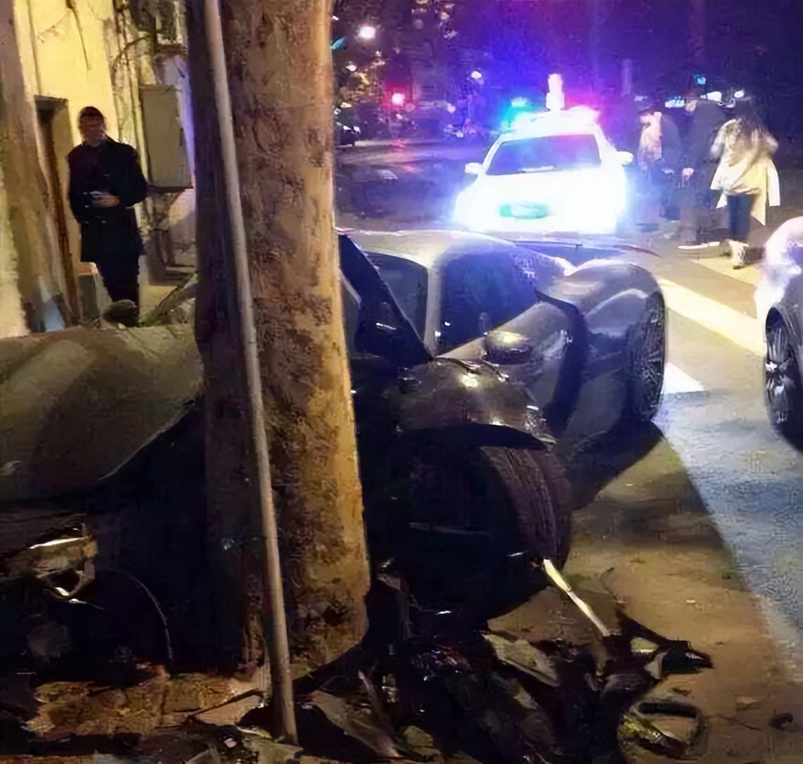 秦奋跟韦雪怎么认识的,富二代秦奋和韦雪的关系