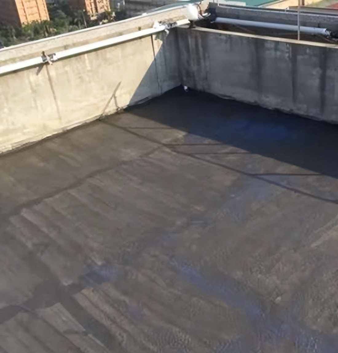 关于申请维修房屋楼顶漏水报告,楼顶漏水怎样才能彻底解决