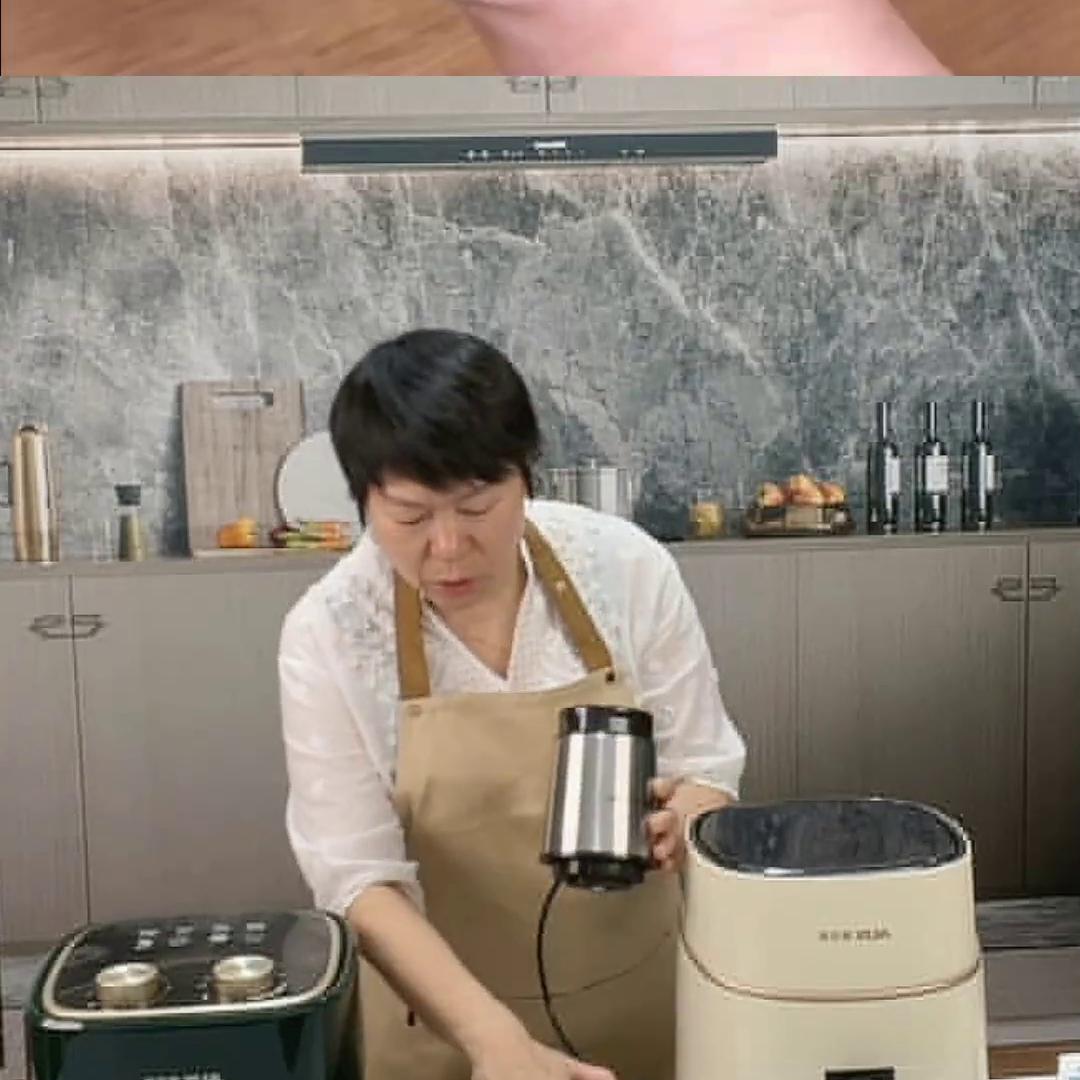 绞肉机家用绞馅不锈钢电动多功能,家用手动绞肉机饺子馅碎菜机