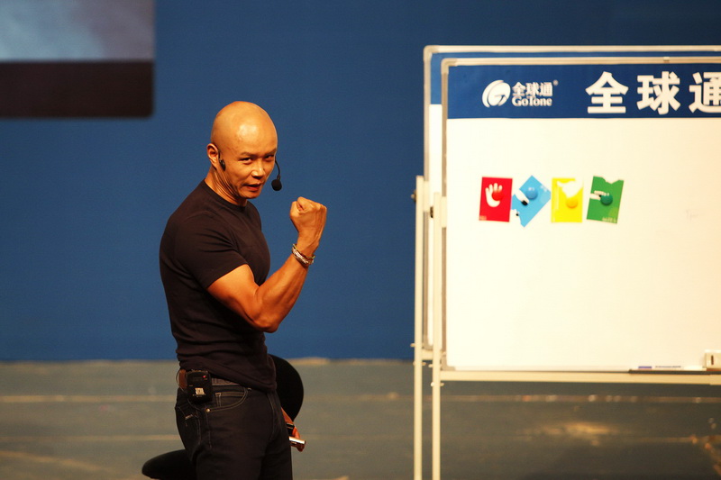 涔愬槈鍦ㄧ編鍥界殑鍒,涔愬槈浣忓埆澧呭紑璞溅