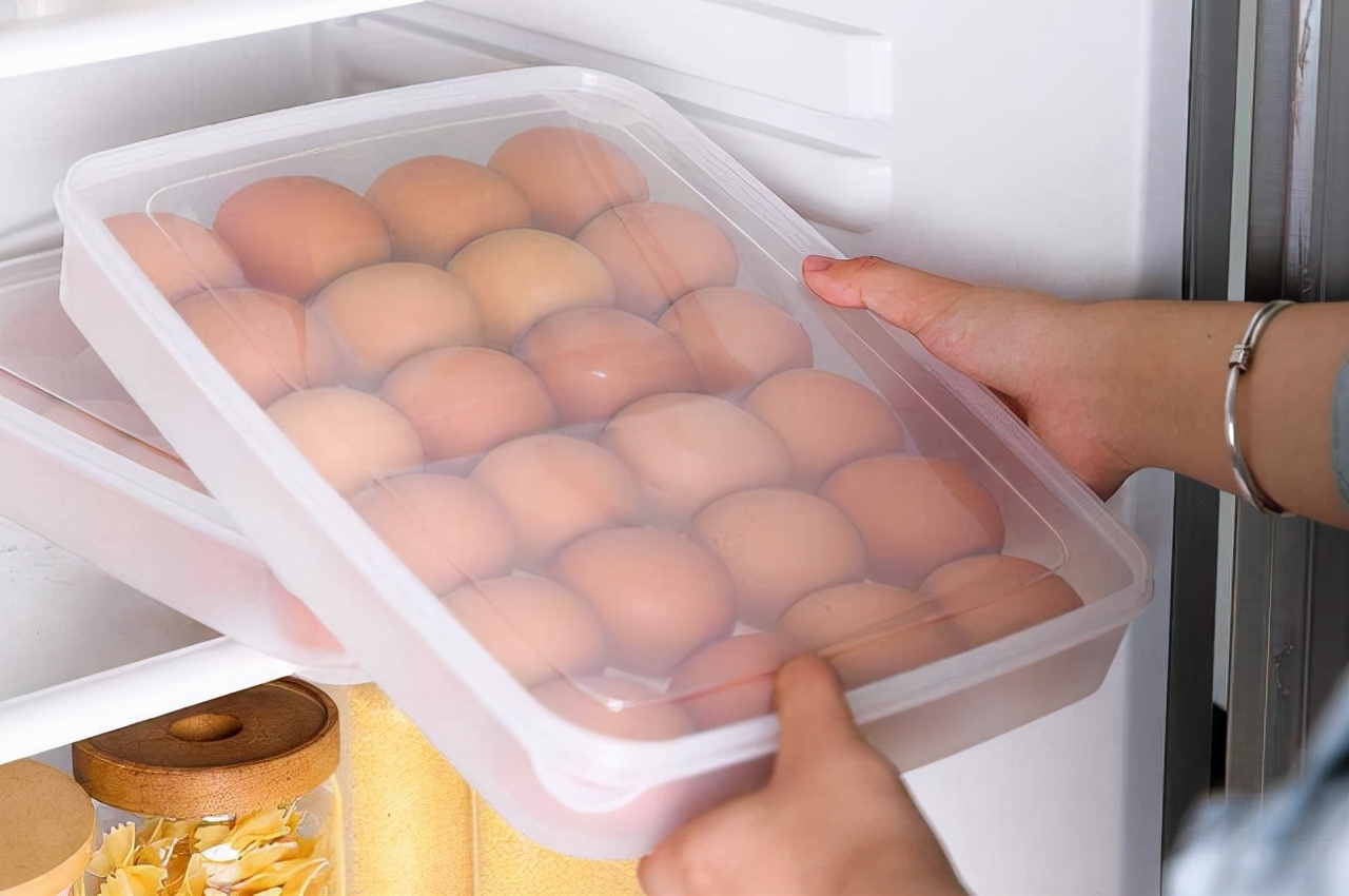 医生建议停止食用比味精还伤骨骼,水煮鸡蛋对肝脏有危害吗