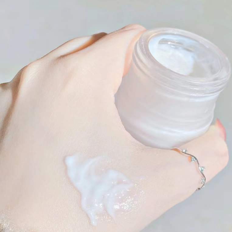 40岁左右用的护肤品,40岁用的护肤品