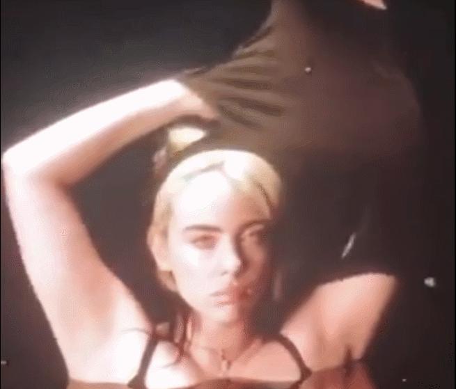 21岁天才唱作少女被曝光恋情！男友大十岁，粉丝：妹妹你图啥…