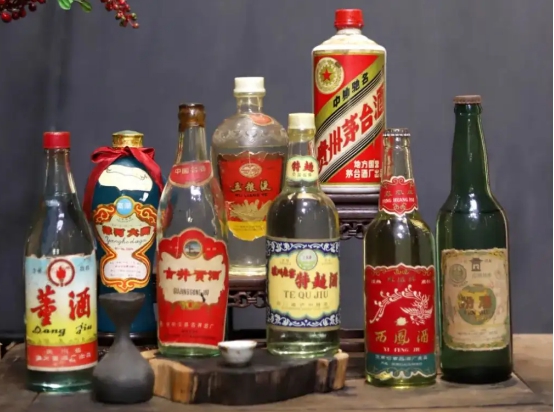 价格飞涨真假混杂老酒收藏门道多,收购老酒诀窍