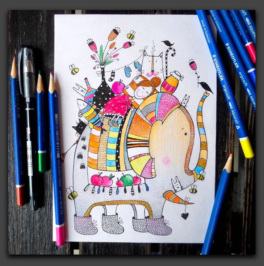 一眼让人惊艳的彩铅画,100幅适合零基础的彩铅画