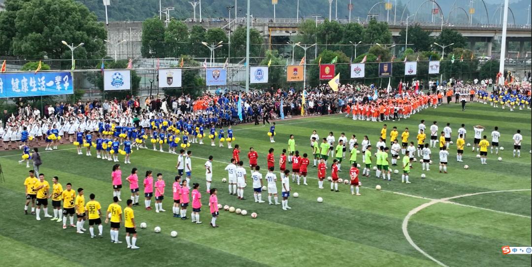贵州榕江村超足球火爆现场,贵州黔东南榕江为什么足球火了