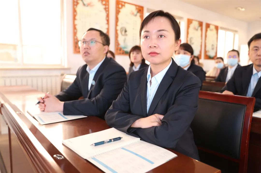 最新护理操作静脉输液视频,外周静脉输液护理创新案例分析