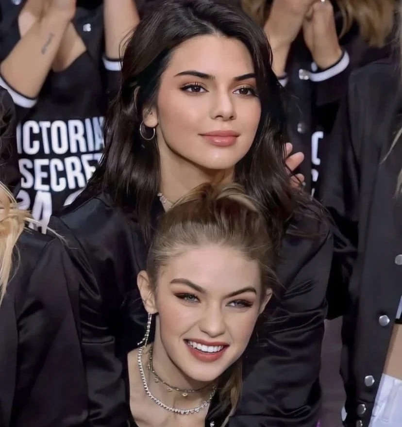 到底谁是卡戴珊家族中最富的女人,卡戴珊家族5个姐妹排名