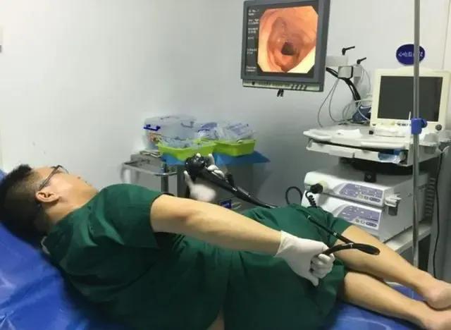 肠长了息肉有什么症状,肠里有息肉是怎么造成的