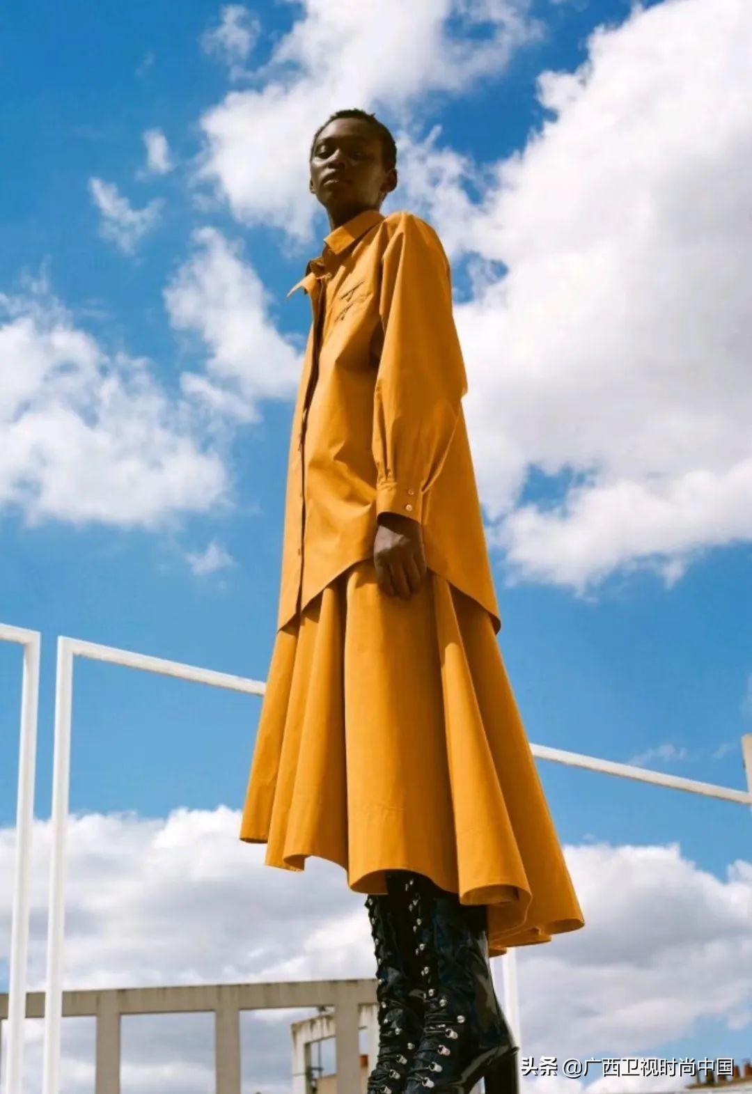 哪些颜色属火,什么颜色属火