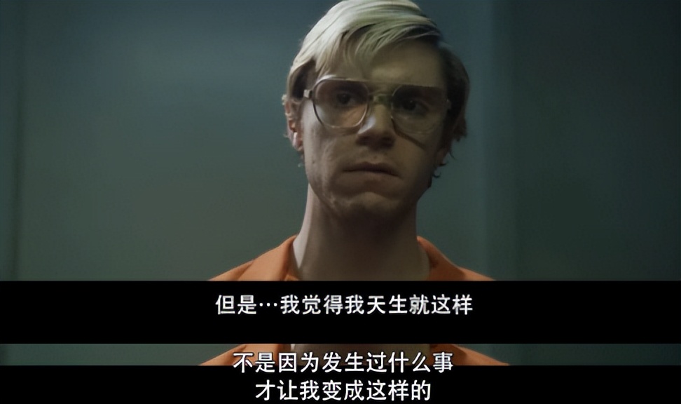 31年作品从未断过,这影史第一丑闻终于公开,满屏血色根本不敢看