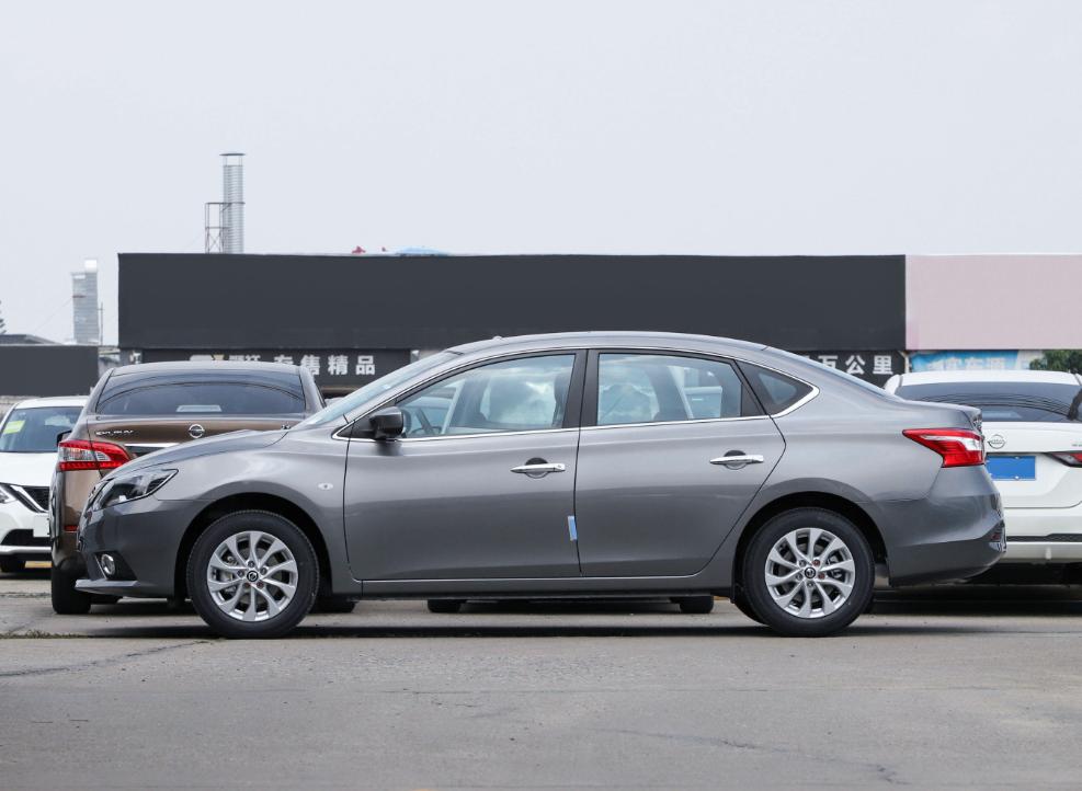 日产轩逸手动挡综合测评,日产轩逸新款1.6极限测试