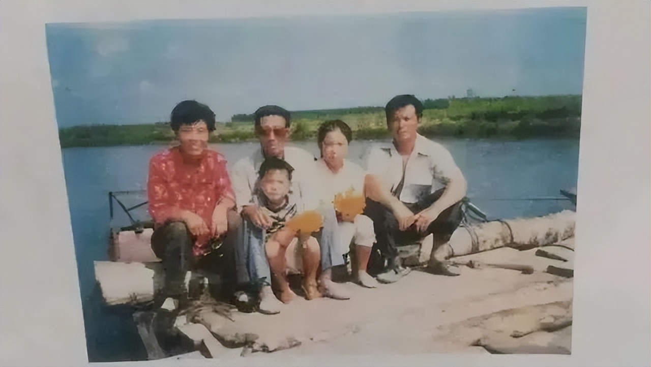 浮桥案牵扯出什么案件,浮桥案事件最新