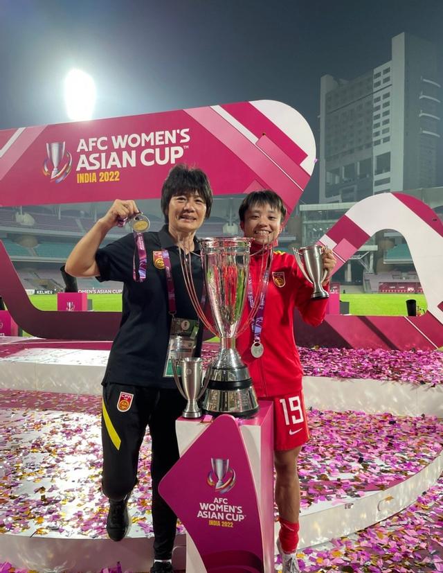 女足国脚张琳艳再留洋,00后小将张琳艳正式开启留洋征程