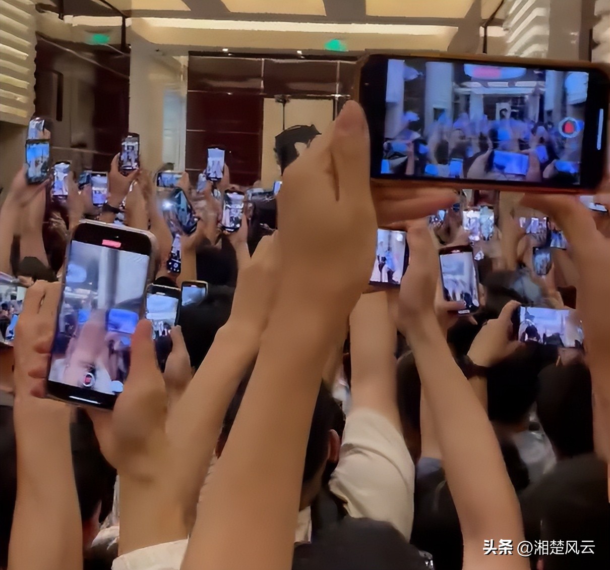 阿根廷队世界杯赛前集结,阿根廷队前往奥体封闭训练