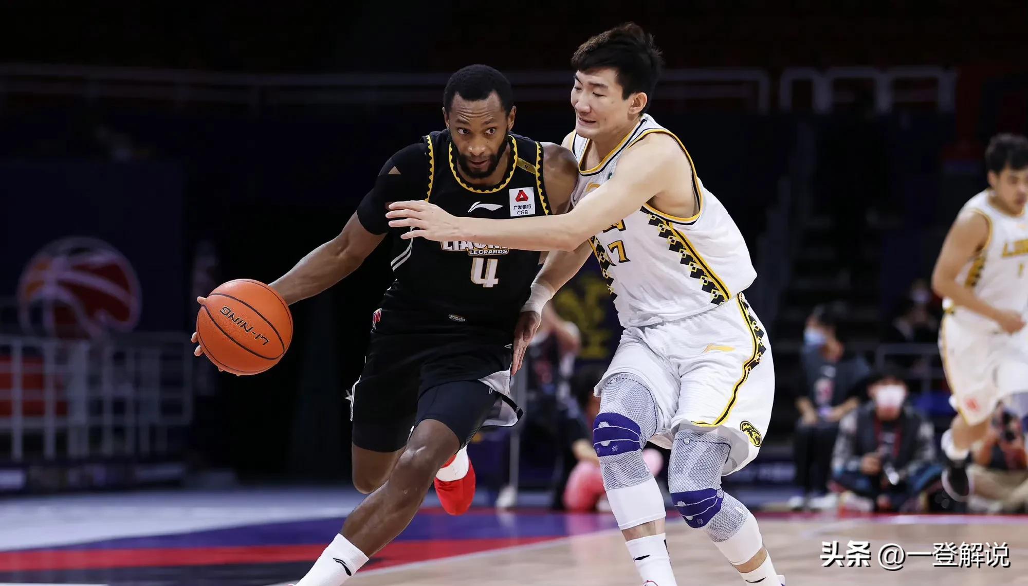 广厦对辽宁孙铭徽27分集锦,广厦大胜辽宁42分