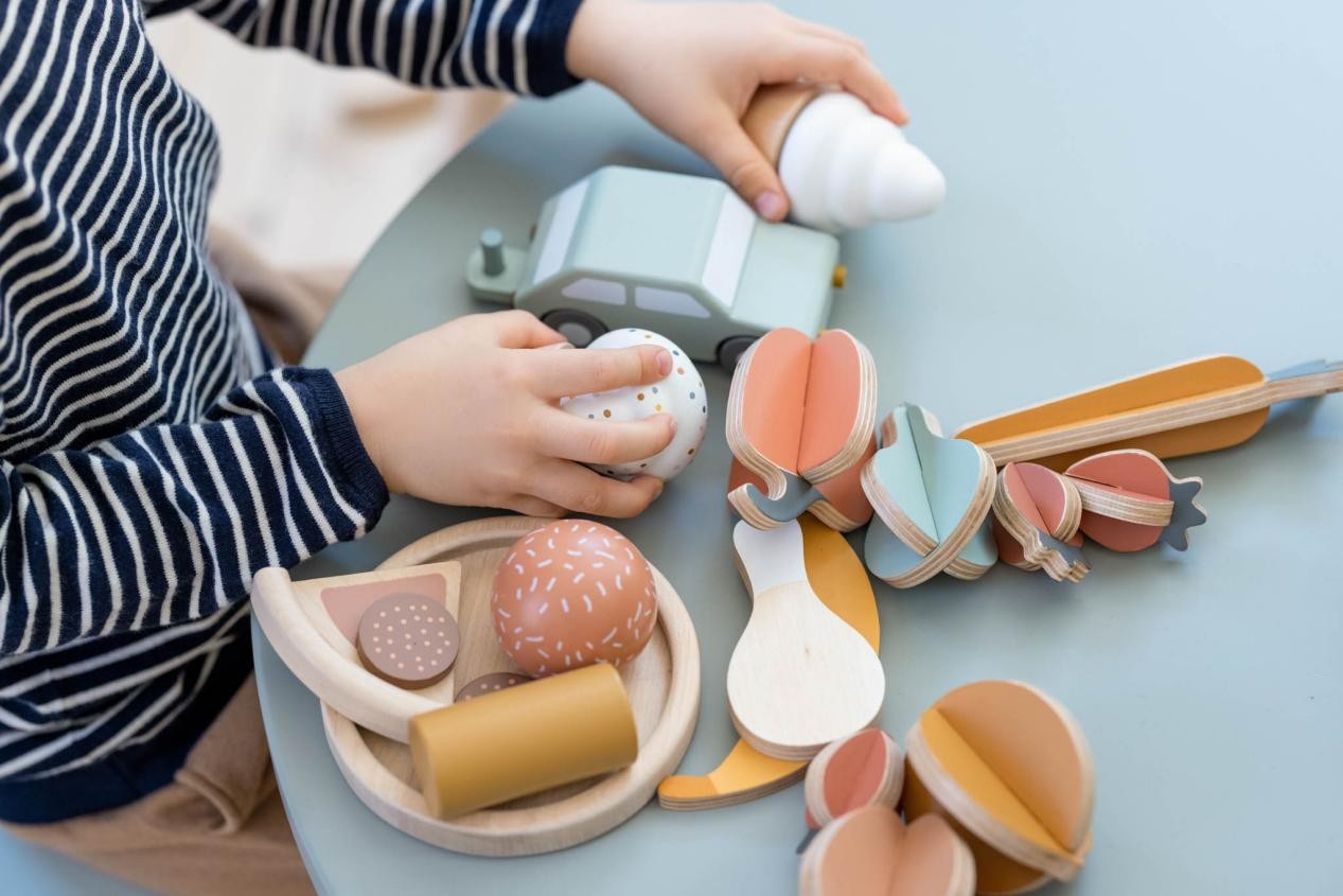 芙莱莎儿童家具效果图,芙莱莎儿童小床