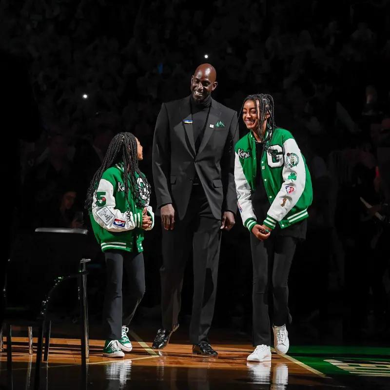 我凯5号球衣退役,我真没想到能够横扫篮网!我以为至少要打6场的