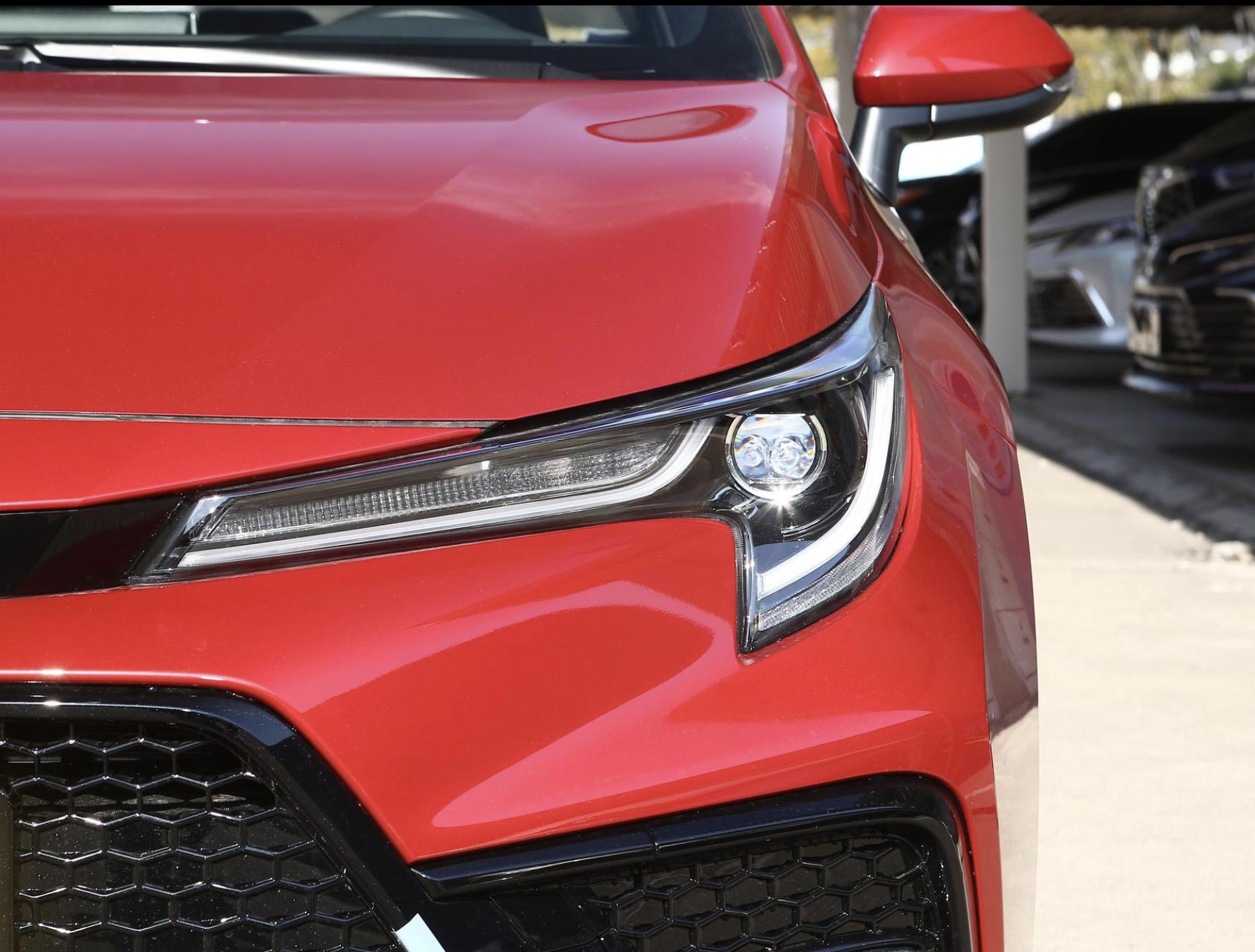 家用买丰田雷凌好还是大众速腾好,速腾1.2t跟雷凌1.2t哪个值得买