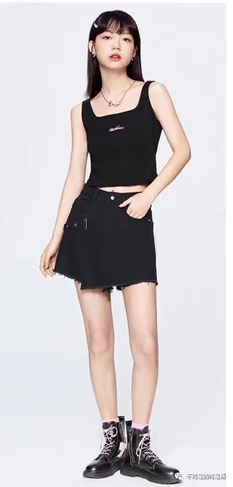 性感的“黑”并不是只有“黑丝”