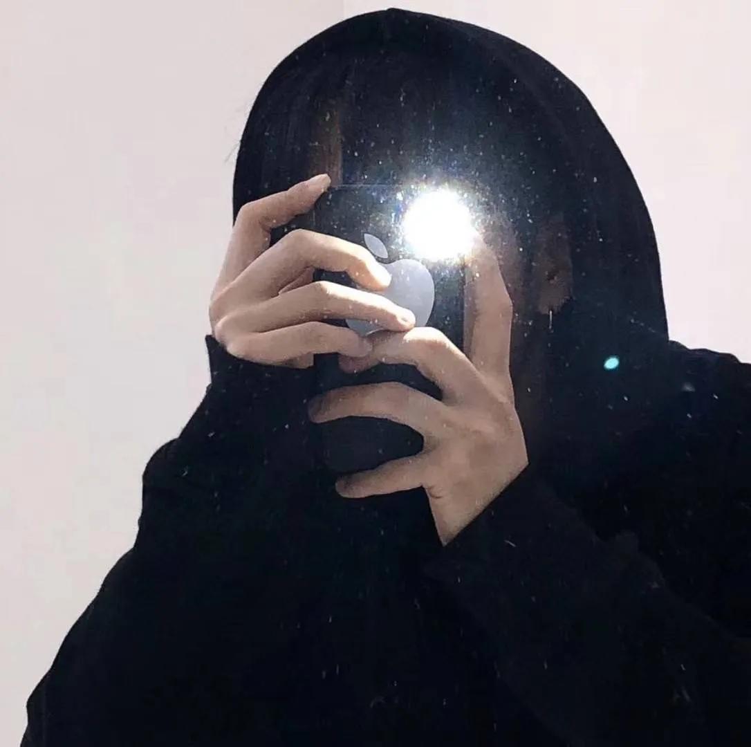 成熟稳重痞帅的男人头像,成熟痞帅男头像