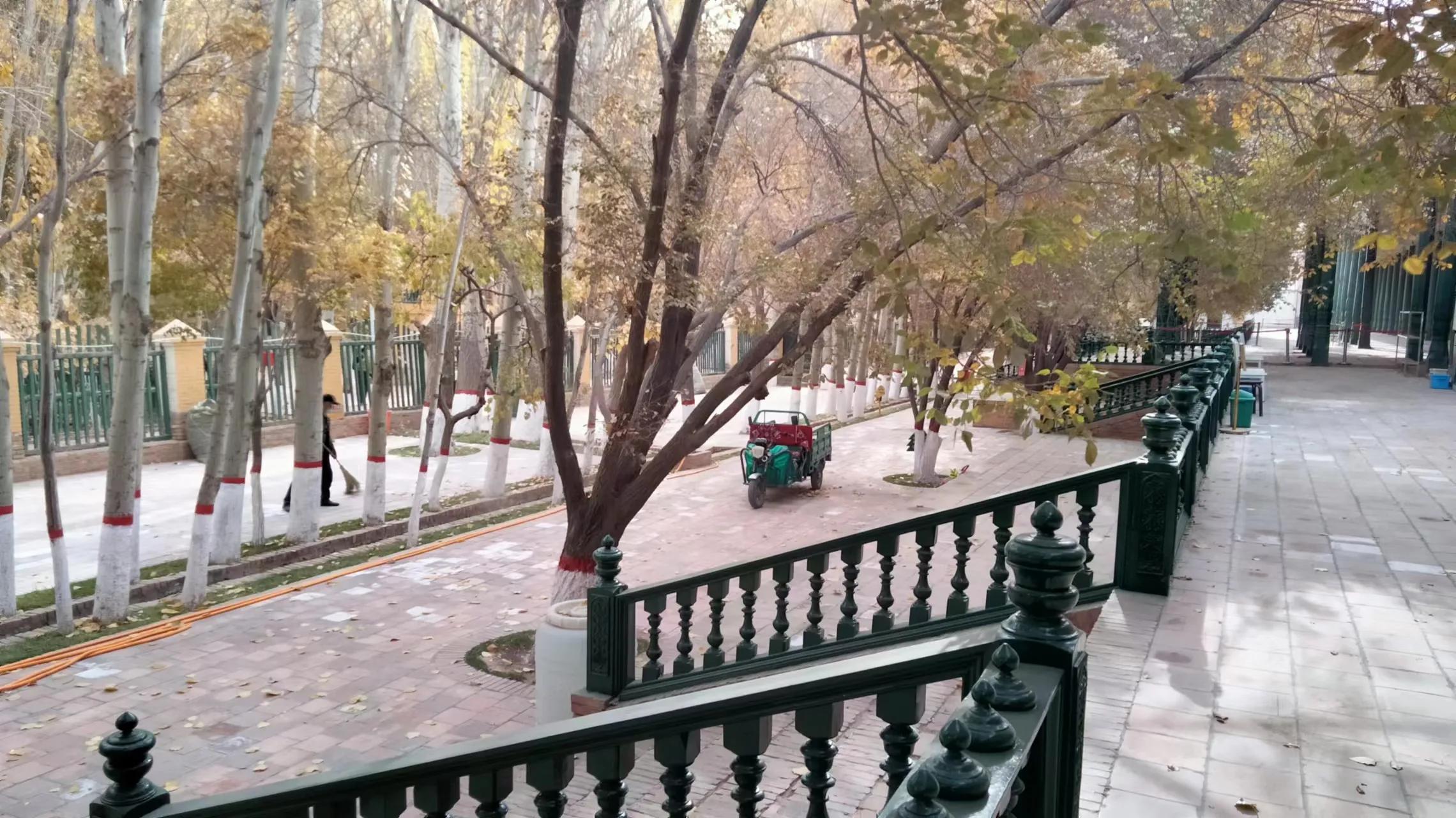 遇到在路上旅行，一个月也能赚一万块左右的小敏（124）