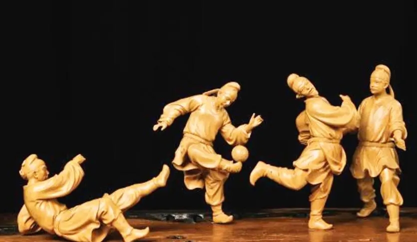 蹴鞠和足球历史演变故事,蹴鞠是最早的足球吗