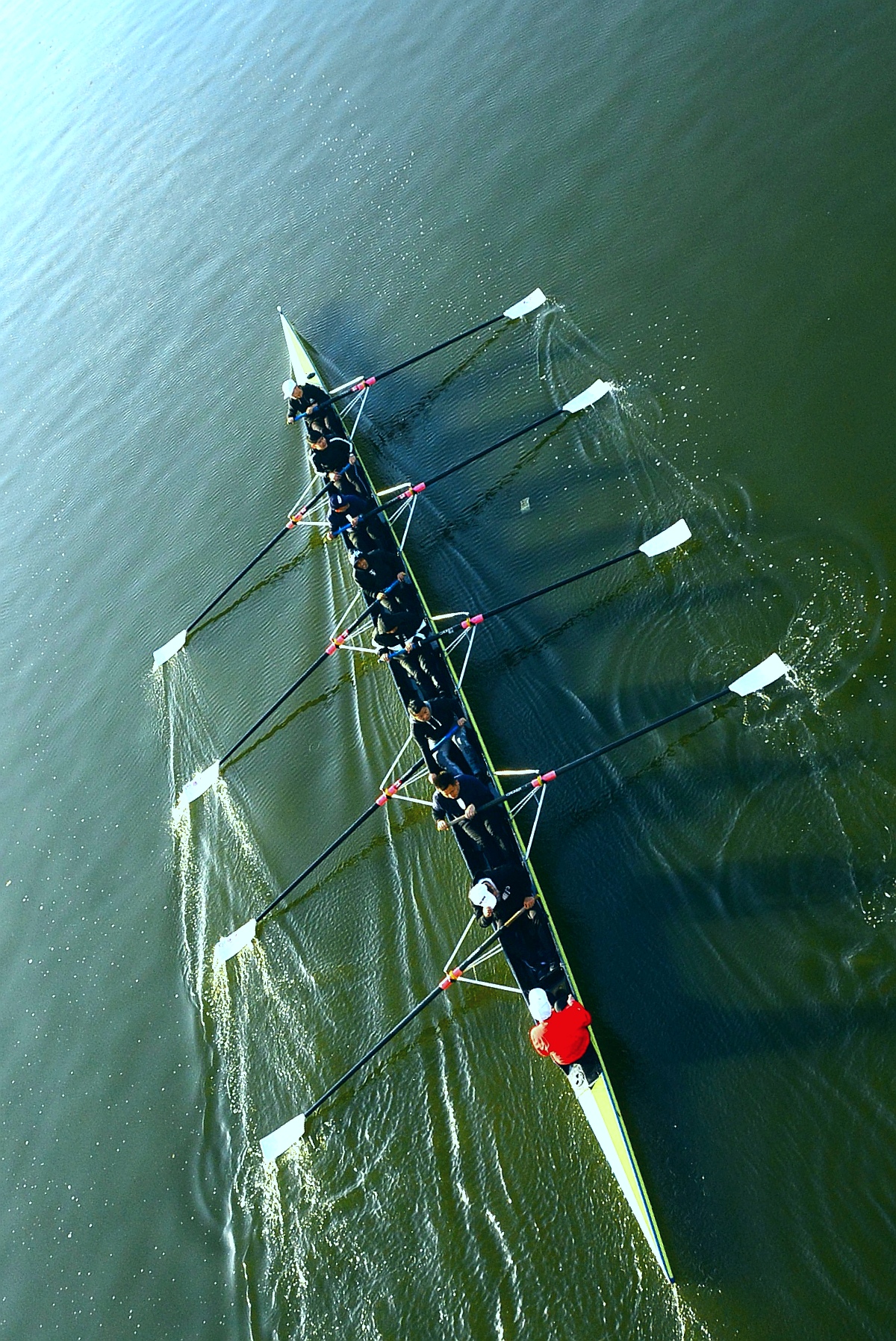 坚守7年终夺冠,全球第一家青年旅舍