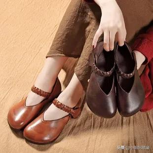 女款小白鞋品牌达芙妮,鞋子女款卓诗尼达芙妮