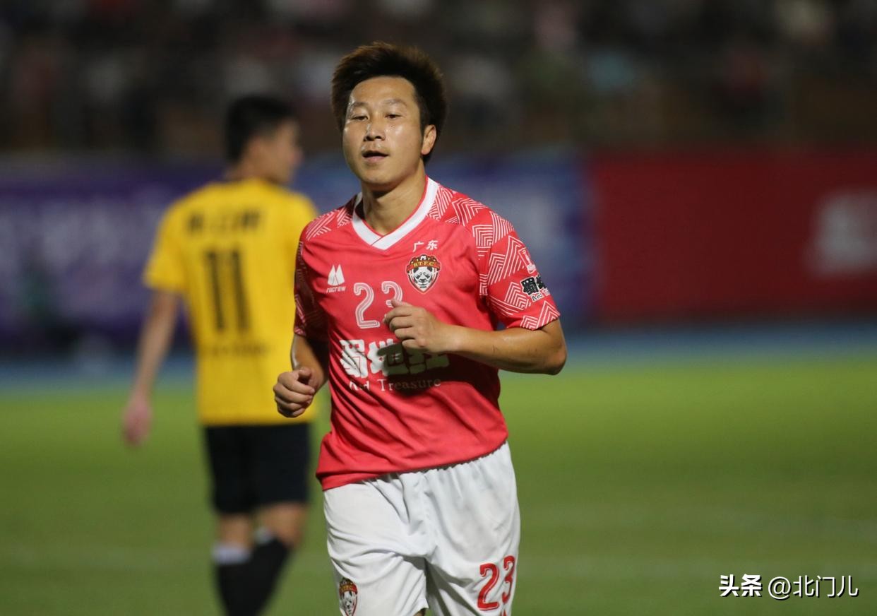 广州队连续打入4球以5-3逆转,黎兵最新足球消息