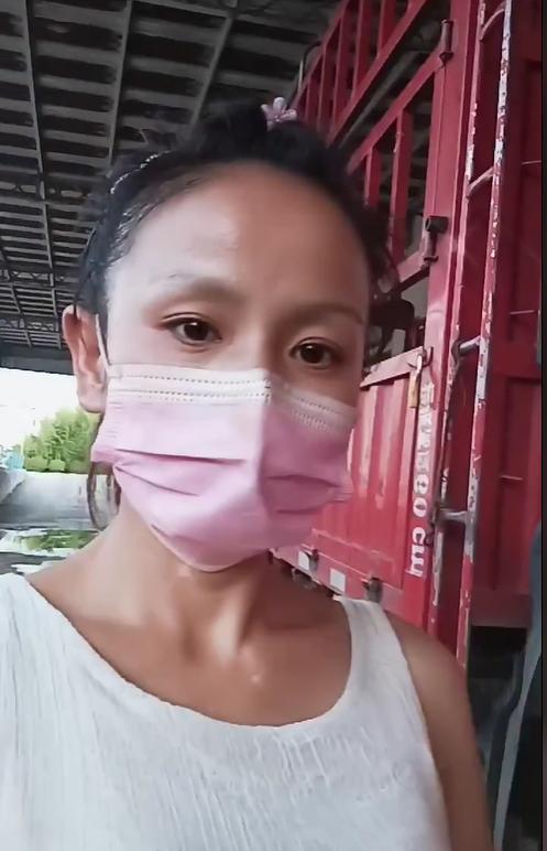 中交兴路“晨曦计划”点亮温暖与爱帮助单亲妈妈卡车司机