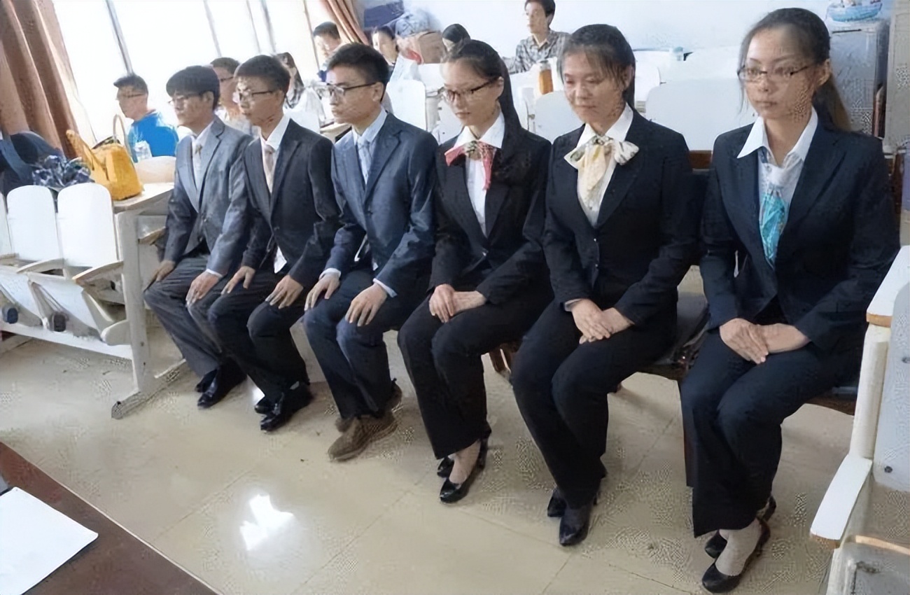 公务员面试多少分可以上岸,公务员面试长得帅长得漂亮加分吗