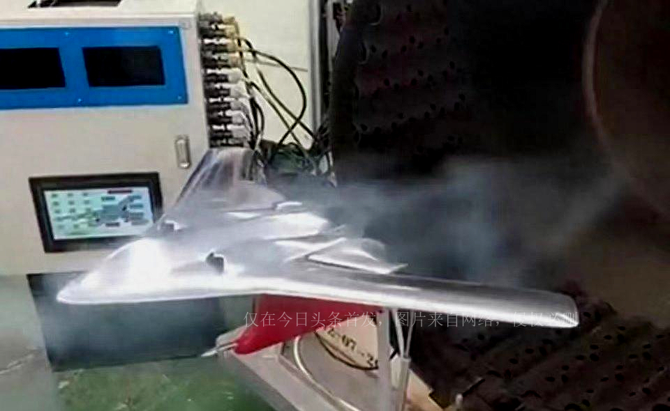 中国隐形轰炸机轰20晚上试飞吗,轰20隐形战略轰炸机试飞平面图