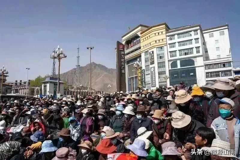 山南神力时代广场开业活动,神力时代广场商店