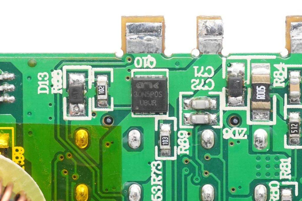 哈曼卡顿infinitylab65w,哈曼卡顿琥珀便携版充电器